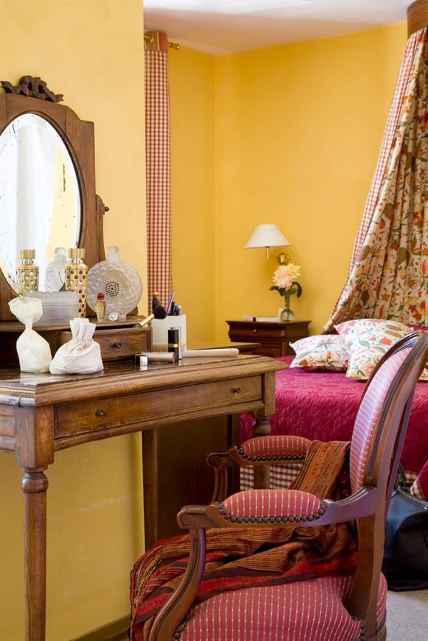 Hotel Le Viscos Saint-Savin  Rom bilde